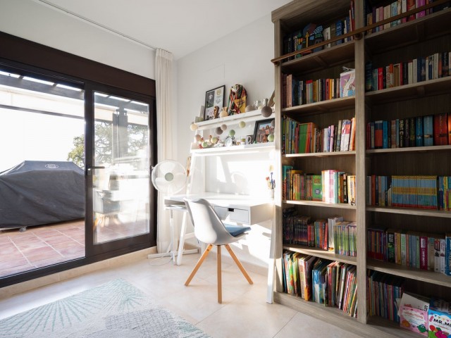 Appartement avec 3 Chambres  à Altos de los Monteros