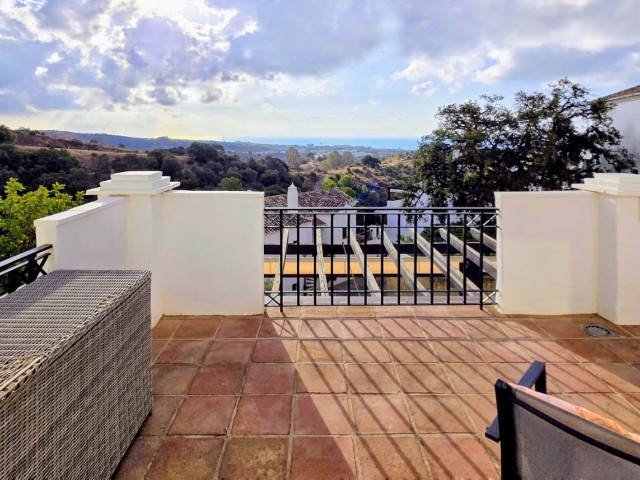Penthouse in Altos de los Monteros