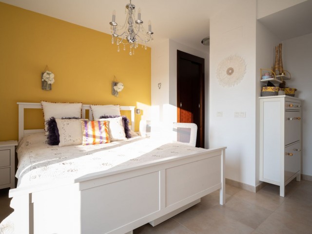Penthouse in Altos de los Monteros