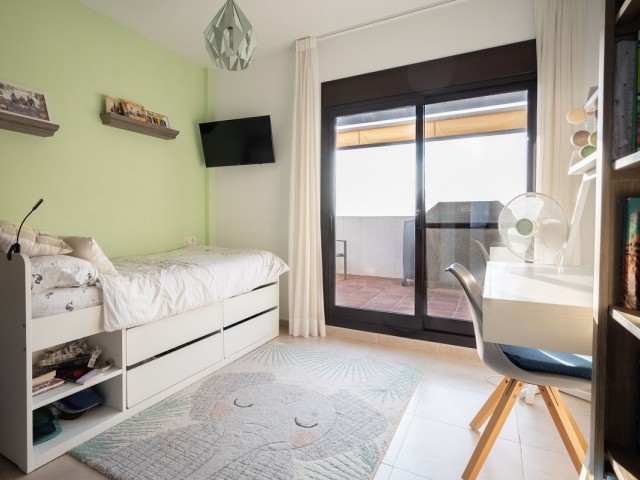 Penthouse in Altos de los Monteros