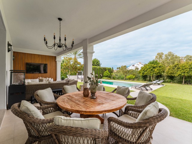 6 Soveroms Rekkehus i Estepona