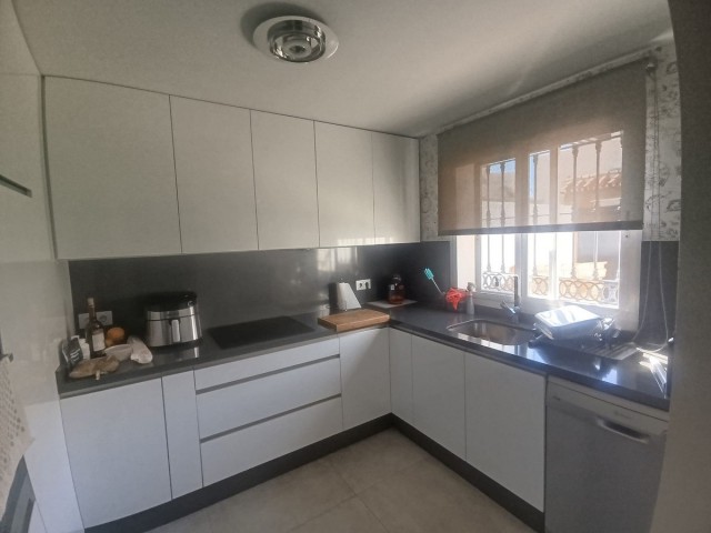 4 Soveroms Rekkehus i Estepona