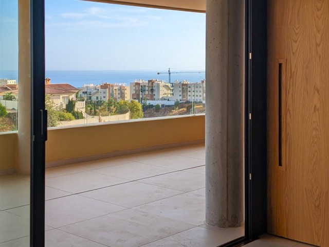 2 Bedrooms Apartment in Fuengirola