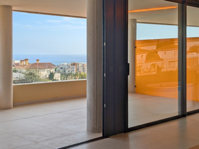 2 Bedrooms Apartment in Fuengirola