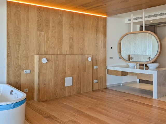 2 Bedrooms Apartment in Fuengirola