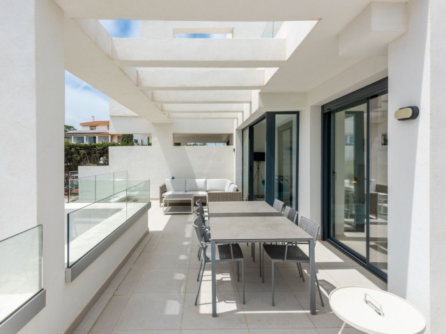 3 Bedrooms Apartment in Estepona