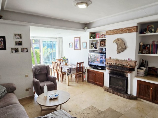 Apartment, Nueva Andalucia, R5199415