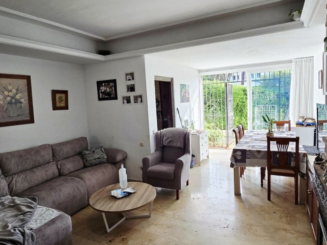 3 Bedrooms Apartment in Nueva Andalucía