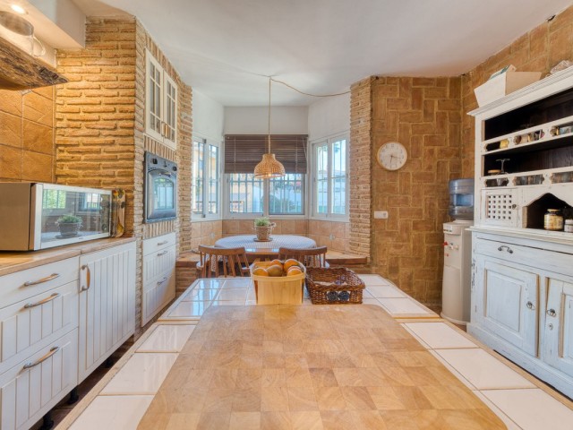 3 Slaapkamer Rijtjeshuis in Los Boliches