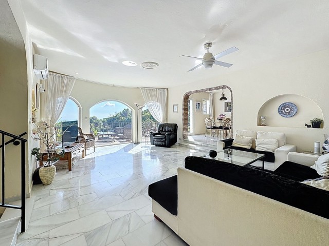 4 Soveroms Villa i Mijas