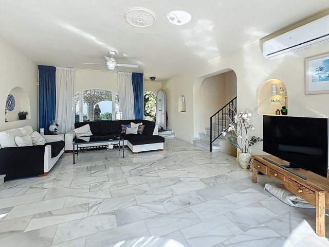 4 Soveroms Villa i Mijas