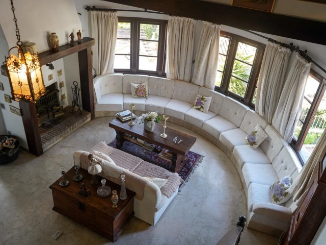 5 Makuuhuoneen Huvila Mijas