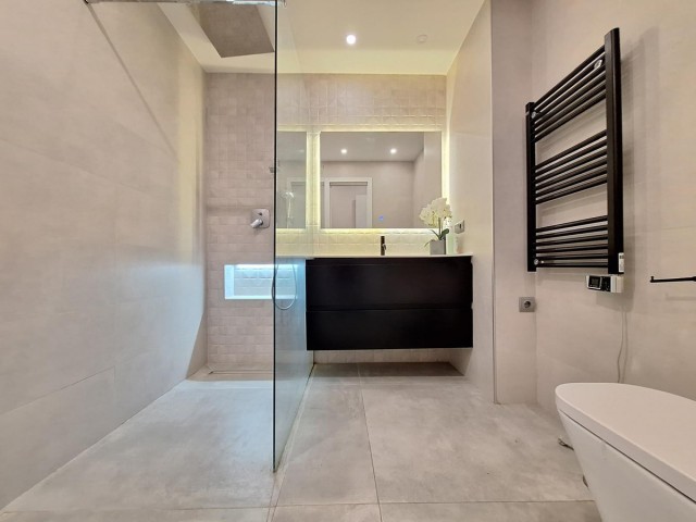 2 Sovrums Lägenhet i Bel Air