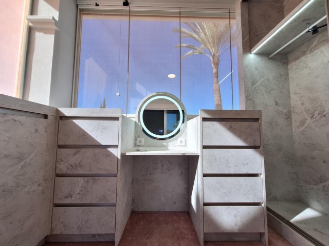 Apartamento con 2 Dormitorios  en Bel Air