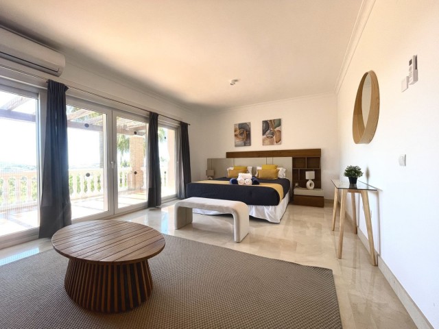 4 Bedrooms Villa in Mijas Golf