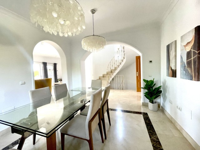 4 Bedrooms Villa in Mijas Golf