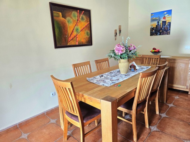 3 Slaapkamer Rijtjeshuis in Marbella