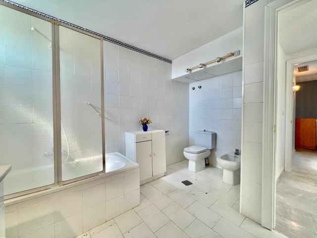 3 Bedrooms Townhouse in Estepona