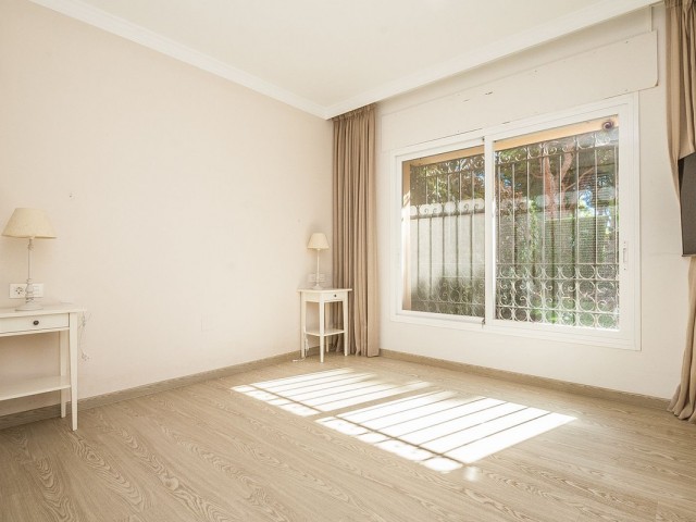 2 Soveroms Leilighet i Elviria