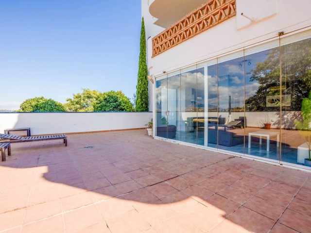 2 Bedrooms Apartment in Riviera del Sol