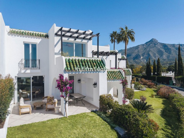 Maison mitoyenne, La Colina, R5185402
