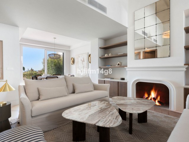 Maison mitoyenne, La Colina, R5185402