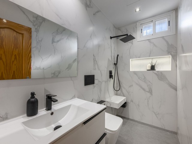 Appartement avec 3 Chambres  à Nueva Andalucía