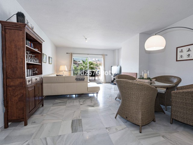 Apartment, Benalmadena Costa, R5199991