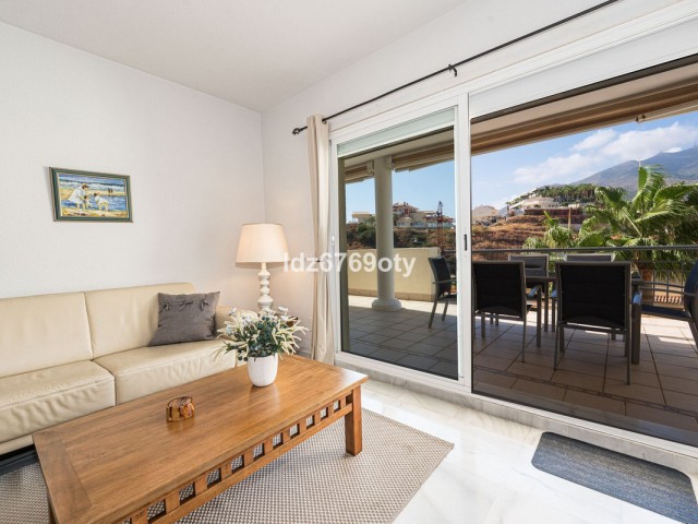 Apartment, Benalmadena Costa, R5199991