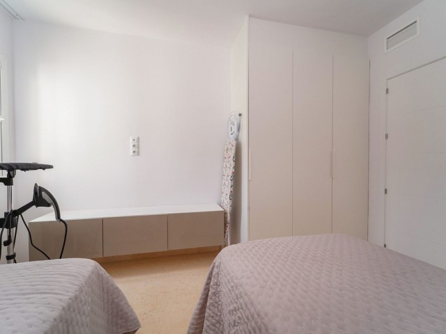 3 Bedrooms Apartment in Elviria