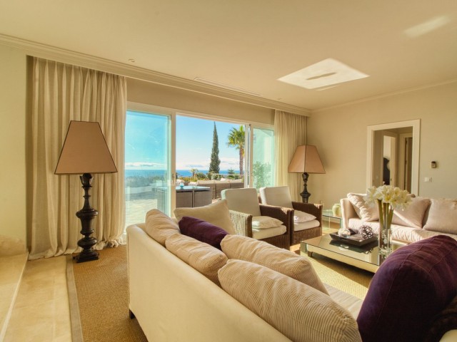 2 Bedrooms Apartment in Casares