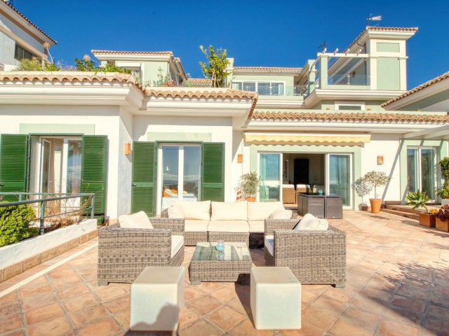 2 Bedrooms Apartment in Casares