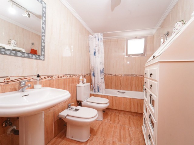 4 Schlafzimmer Apartment in Málaga Centro