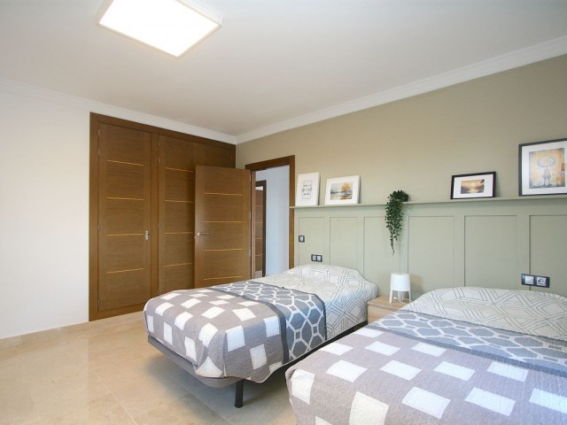 8 Bedrooms Villa in Sierrezuela