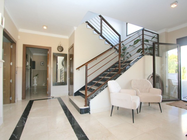 Villa, Sierrezuela, R5201422