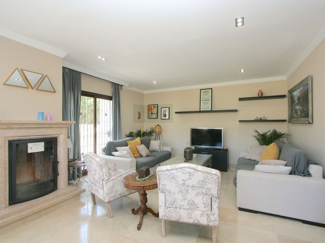 Huvila, Sierrezuela, R5201422