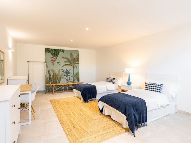 4 Bedrooms Villa in Marbella