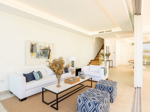 4 Bedrooms Villa in Marbella