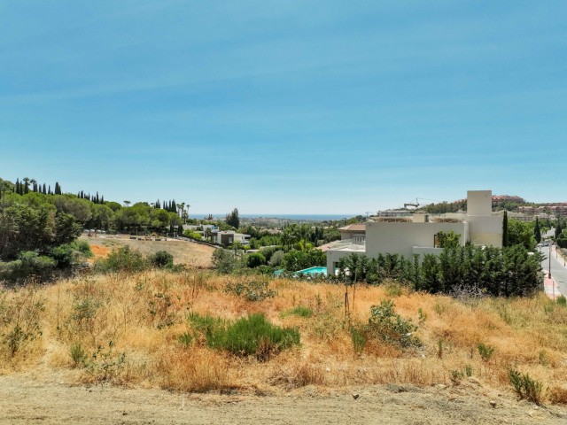  Plot in Nueva Andalucía