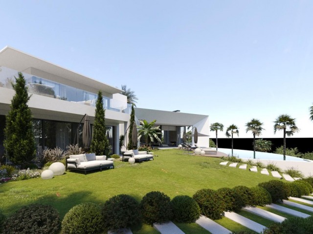  Plot in Nueva Andalucía