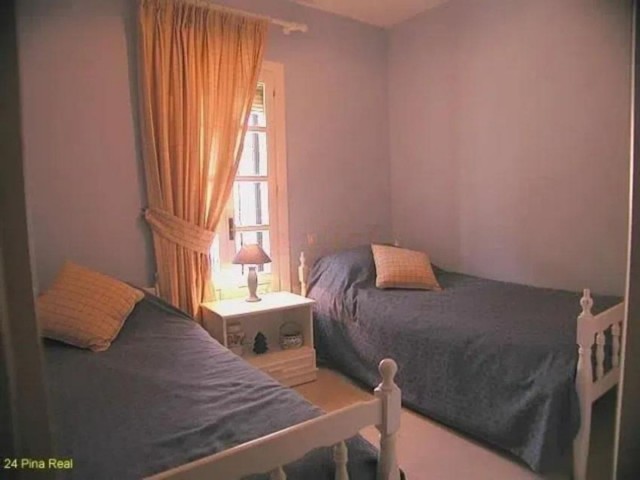 3 Soveroms Villa i Estepona