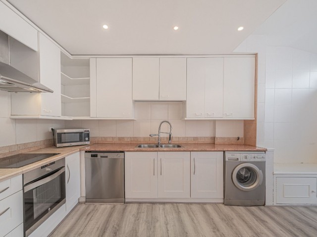 4 Bedrooms Townhouse in Benahavís