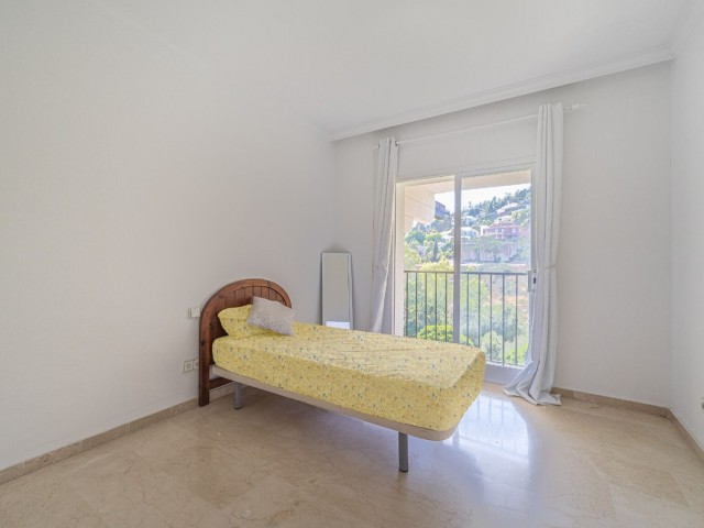 Maison mitoyenne avec 4 Chambres  à Benahavís