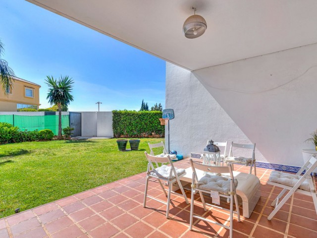 5 Bedrooms Townhouse in Calahonda