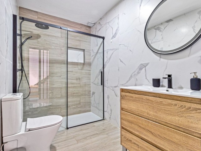 5 Bedrooms Townhouse in Calahonda