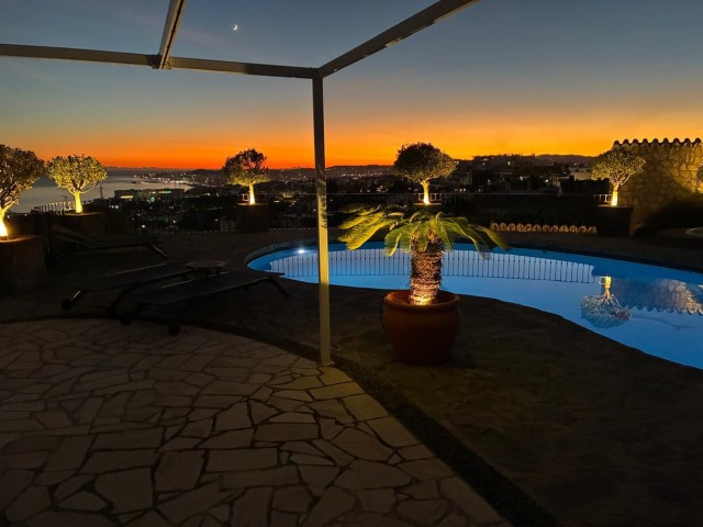 4 Slaapkamer Villa in La Capellania