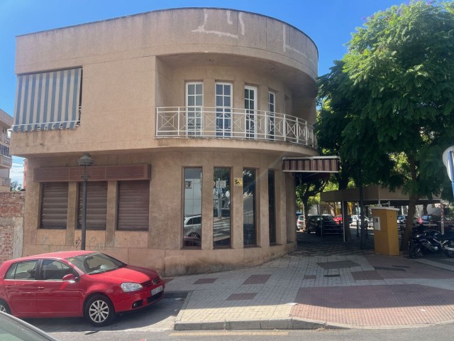 Villa avec 4 Chambres  à Estepona