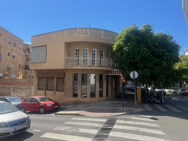 Villa avec 4 Chambres  à Estepona