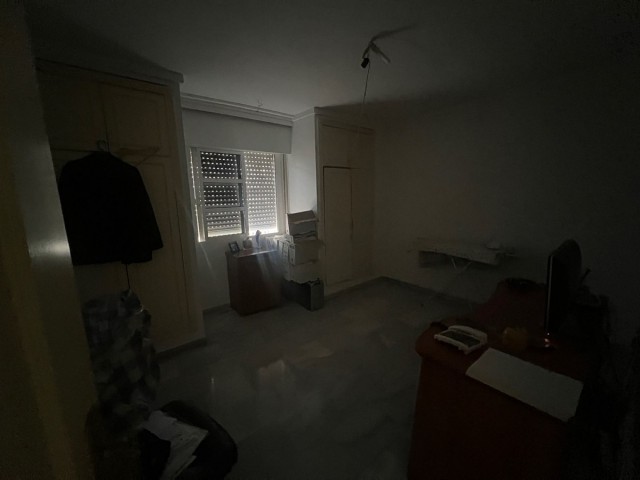 Villa avec 4 Chambres  à Estepona