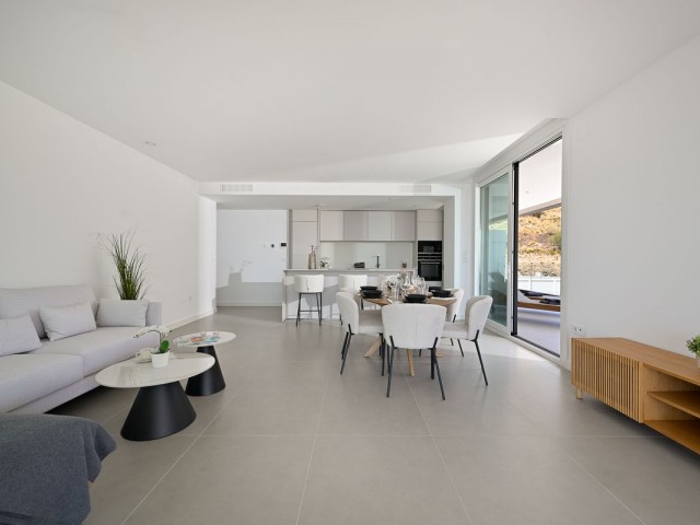 3 Bedrooms Apartment in Fuengirola